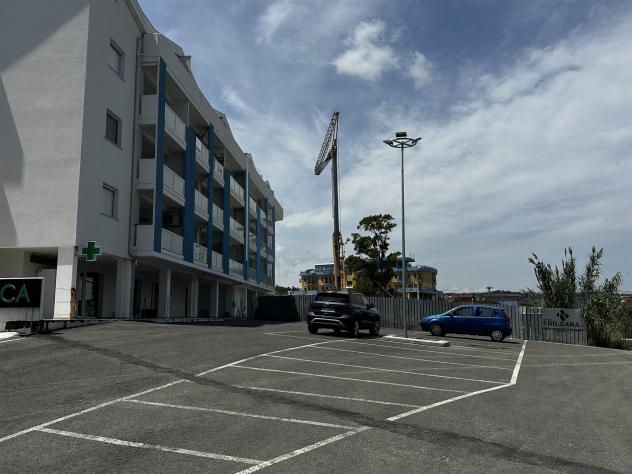 Vendita Appartamento da 46 mq in Strada statale 16 con giardino - Foto 18