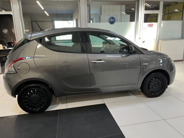 Lancia Ypsilon Ypsilon 1.0 firefly hybrid Silver s&s 70cv - Foto 4