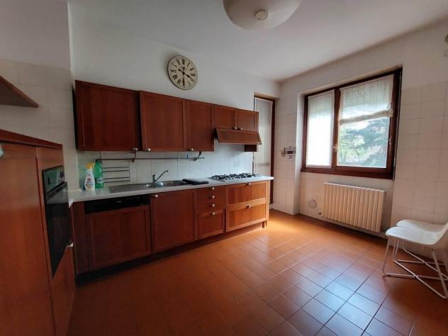 MONZA PARCO - Ottimo quadrilocale affacciato nel verde con cantina e box doppio - Foto 7