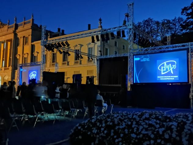 NOLEGGI SCHERMI LEDWALL - PER EVENTI AZIENDALI - EVENTI PRIVATI - EVENTI PUBBLIC - Foto 4