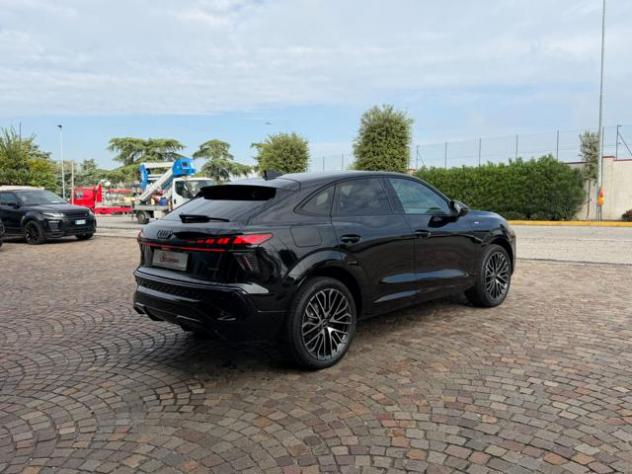 AUDI Q3 SPB TDI 142 kW quattro S tronic S Line rif. 24149618 - Foto 4