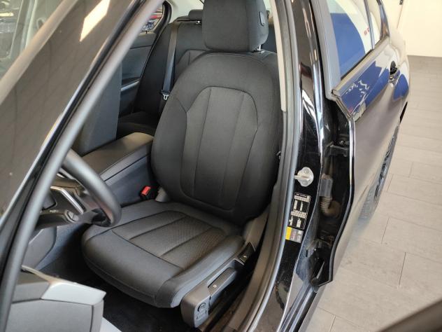 BMW Serie 3 330e Plug In Hybrid Camera 360° Navi Fari LED - Foto 4