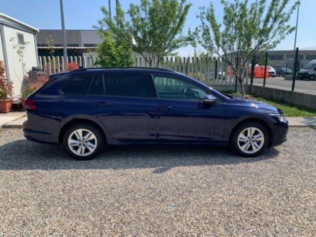 VOLKSWAGEN Golf Variant 2.0 TDI SCR DSG Life rif. 23551730 - Foto 4