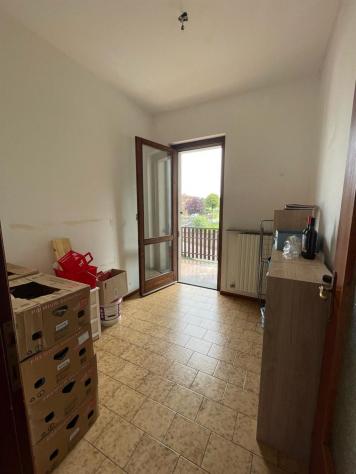 appartamento trilocale con terrazzino box e cantina, libero da luglio 2024 - Foto 13