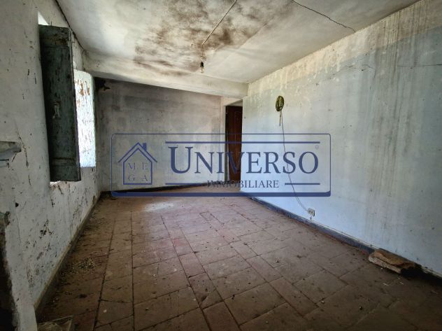 RUSTRICO DA RISTRUTTURARE IMMERSO NEL VERDE A RIVANAZZANO TERME - Foto 5