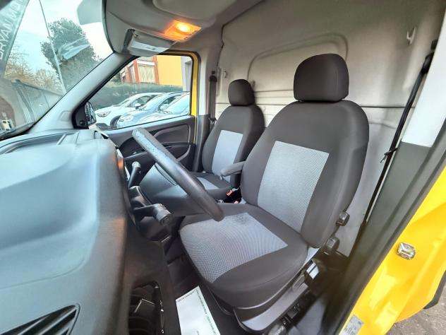 Fiat Doblo Dobl1.3 MJT PC-TN Cargo Lamierato SX - Foto 8