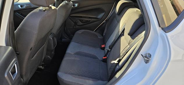Ford Fiesta 1.5 TDCi 95CV 5 porte ST-Line - Foto 6