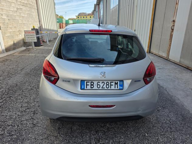 Peugeot 208 BlueHDi 1.6 5 porte Allure - Foto 5