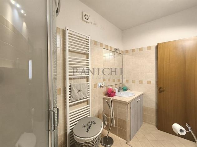 Appartamento su più livelli - zona residenziale - Foto 10