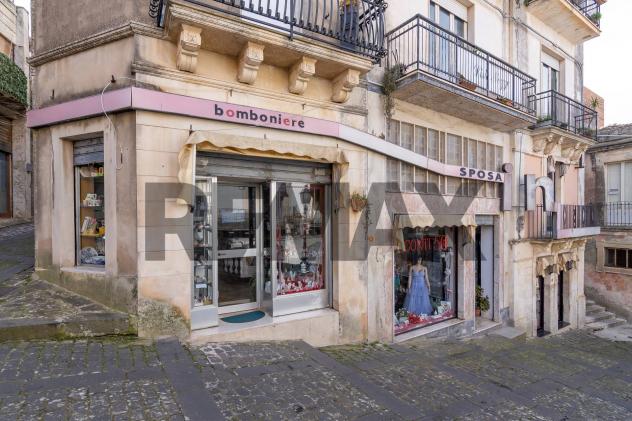 Locale Commerciale in affitto a Palazzolo Acreide