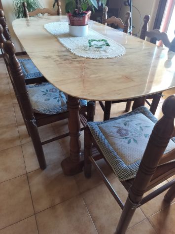 Credenza Cristalliera vintage con tavolo e sedie - Foto 10
