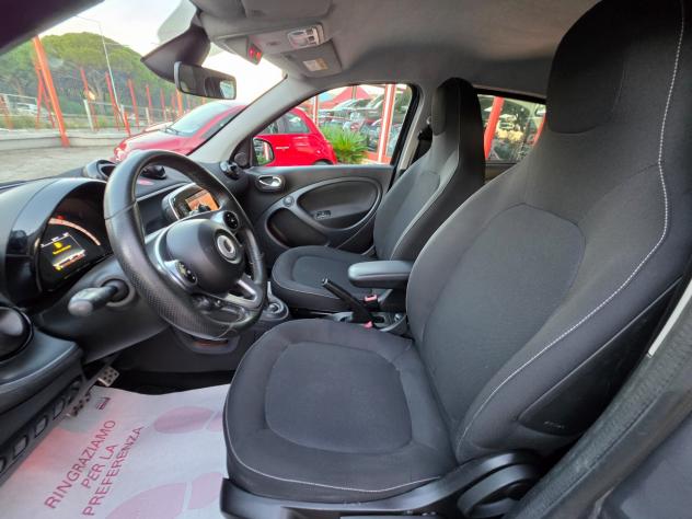 Smart Forfour 900 benzina 11/2016 Cv90 AUTOMATICA - Foto 6