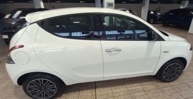 LANCIA Ypsilon 1.0 FireFly 5 porte S&S Hybrid Gold rif. 24130931 - Foto 4