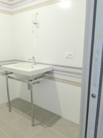 Posto in camera doppia per studentessa a L'Aquila (centro) - Foto 7
