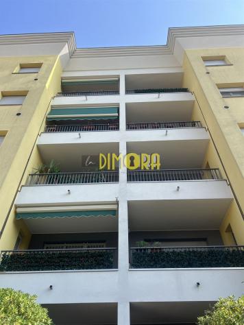3 LOCALI CON GIARDINO - Foto 3