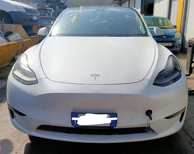 RICAMBI USATI AUTO TESLA Model Y Serie N.D. 4D1 Elettrica (19)