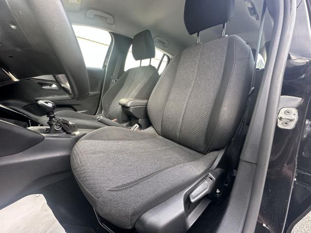 Peugeot 208 208 1.2 puretech Style s&s 100cv - Foto 9