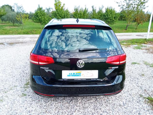 Volkswagen Passat Variant 1.6 TDI SCR HIGHLINE BlueMotion Technology - Foto 8