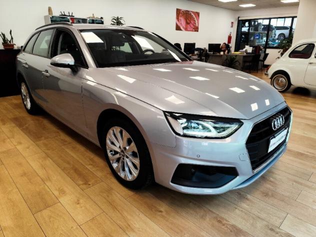 AUDI A4 5ª serie A4 Avant 35 TDI/163 CV S tronic Business - Foto 2