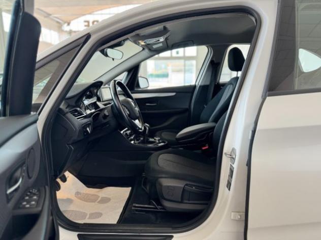 BMW 214 d Active Tourer Luxury rif. 23735585 - Foto 9