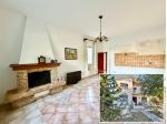“La casa delle 2 dimore”  con 2 appartamenti e parchetto alberato