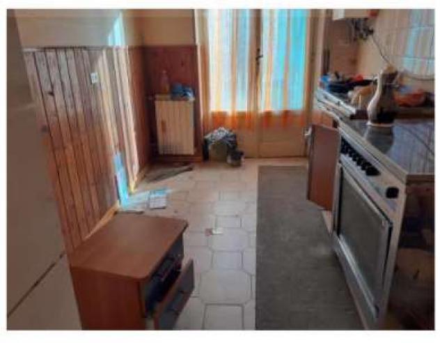 170/2025 U VA - Trilocale in asta a Angera - Foto 7