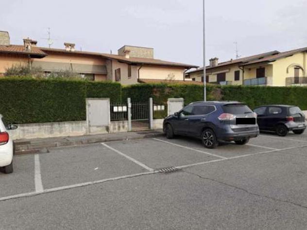 384/2025 U BS - Appartamento, corte esclusiva ed autorimessa in asta a Rovato