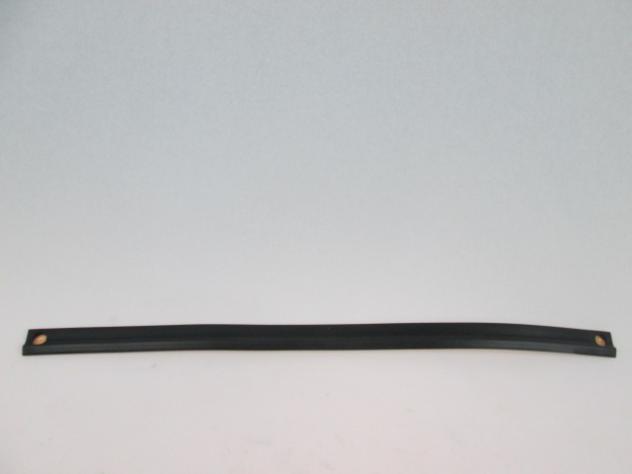 893853205A GUARNIZIONE SOTTOFARO FARO ANTERIORE AUDI 80 1.8 RICAMBIO NUOVO