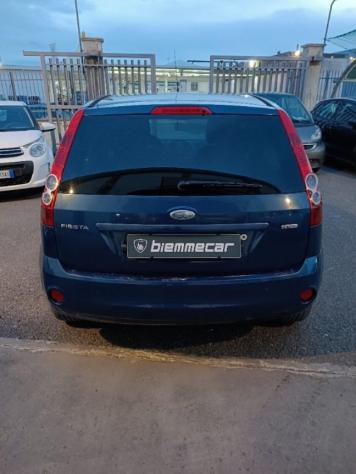 FORD Fiesta 1.4dci 68 CV 5 porte Titanium rif. 23286028 - Foto 6