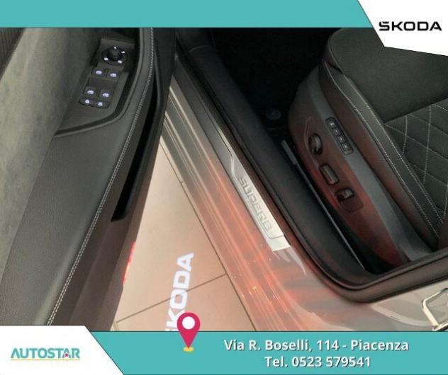 Škoda Superb Superb 2.0 TDI EVO 150 CV SCR DSG Wagon SportLine - Foto 9