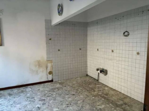 Immobile in asta di 140 m², box auto in vendita a Montegrotto Terme - Foto 6