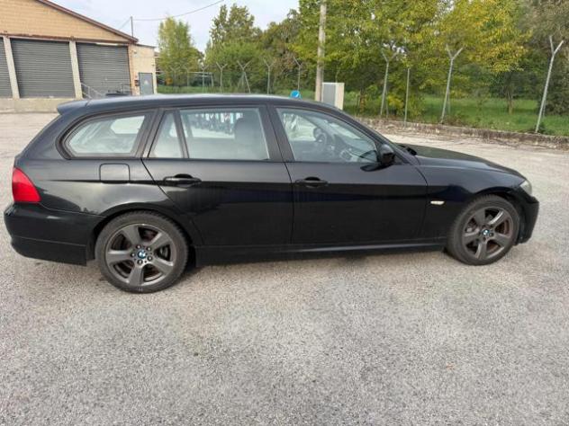 BMW 318 d 2.0 143CV cat Touring MSport Stupenda Bellissima rif. 24181014 - Foto 4