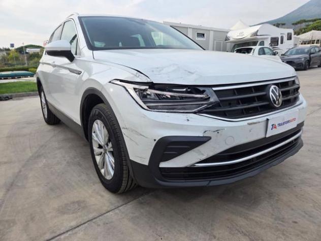 VOLKSWAGEN Tiguan 2.0 TDI 150 CV SCR DSG Life rif. 24159872 - Foto 6