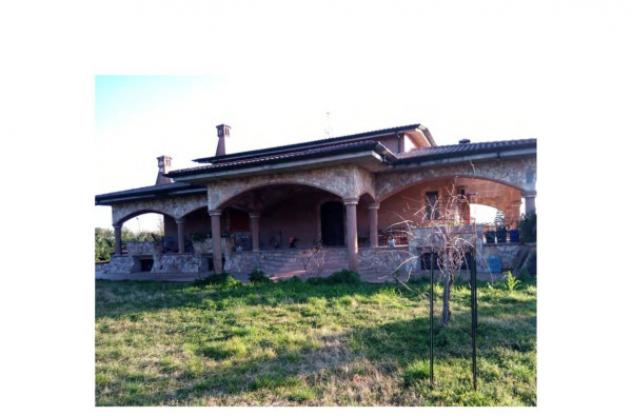 Immobile in asta di 371 m² con più di 5 locali in vendita a Aprilia - Foto 12