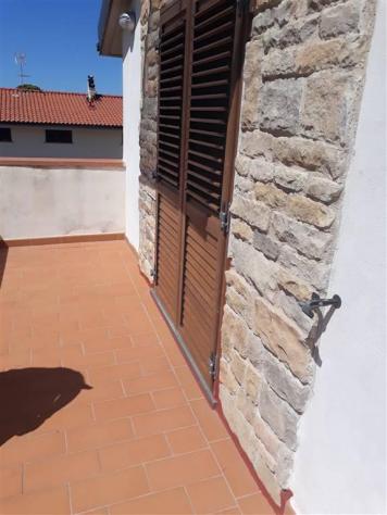 Porzione di bifamiliare con ampio giardino e piscina vendesi - Foto 10
