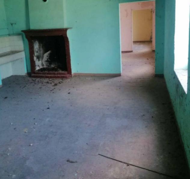 Immobile in asta di 800 m² con più di 5 locali in vendita a Parma - Foto 5