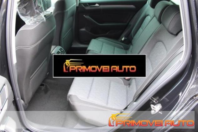 VOLKSWAGEN Passat Variant 2.0 TDI SCR 122 CV EVO DSG STYLE rif. 20902678 - Foto 9