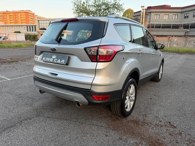Ford Kuga 1.5 TDCI 120 CV S&S 2WD Powershift ST-Line - Foto 6