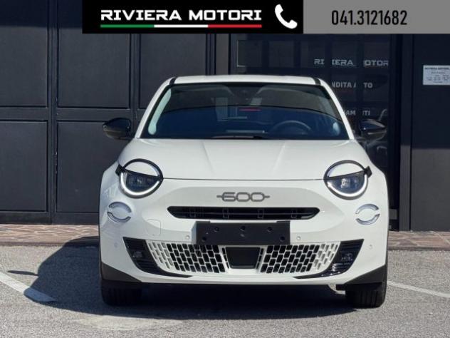 FIAT 600 Hybrid 145 CV DCT MHEV Pop rif. 24198666 - Foto 2