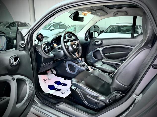 Smart Fortwo 0.9 109CV Twinamic Brabus Xclusive - Foto 8