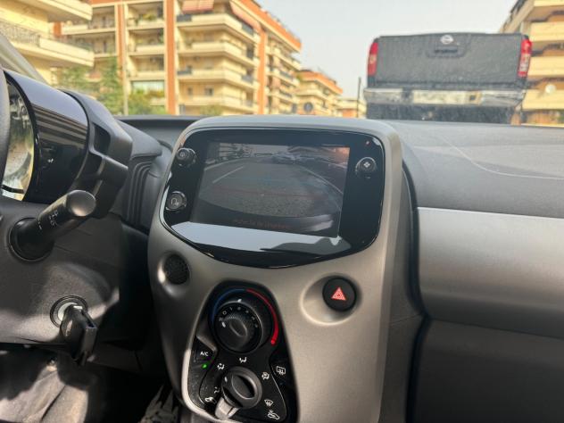 Toyota Aygo Connect 1.0 VVT-i 72 CV 5 porte x-play LED NAVI KAMERA PDC BLUETOOTH CERCHI 16 - Foto 10