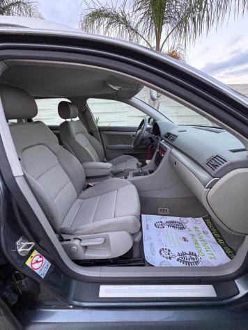 Audi A4 Avant 2.0 diesel - Foto 3