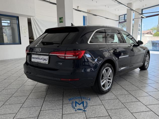 Audi A4 2.0 TDI 150 CV ultra Design - Foto 6