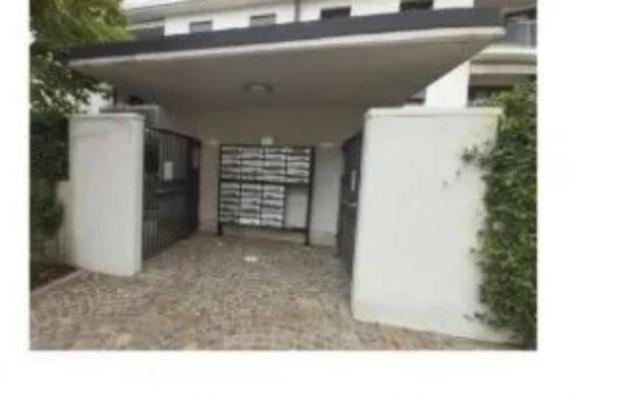 Immobile in asta di 182 m² con più di 5 locali e box auto in vendita a Treviso - Foto 4