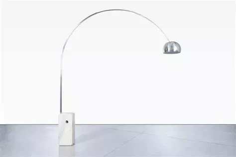 Lampada Arco Flos – Design Castiglioni – Base in marmo di Carrara