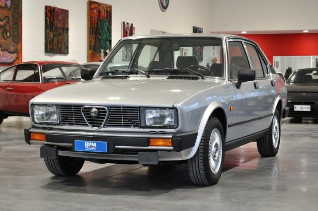 Alfa Romeo Alfetta 2.0 CEM restauro totale UNICA targa MI! - Foto 3