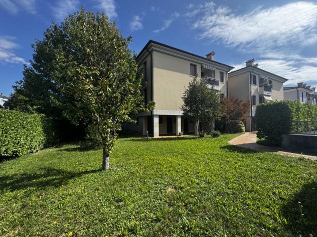 Appartamento in vendita a Longare
