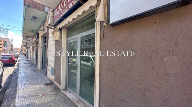 Locale commerciale in affitto - Zona Viale Zecchino, Siracusa