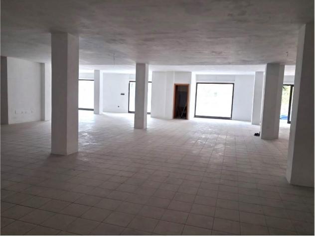 Locale comm.le/Fondo in vendita a Tempio Pausania 372 mq Rif: 1448831