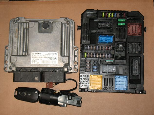 0281037101 KIT ECU CITROEN PEUGEOT 1.5 MD1CS003 9840042180 9832880280-00